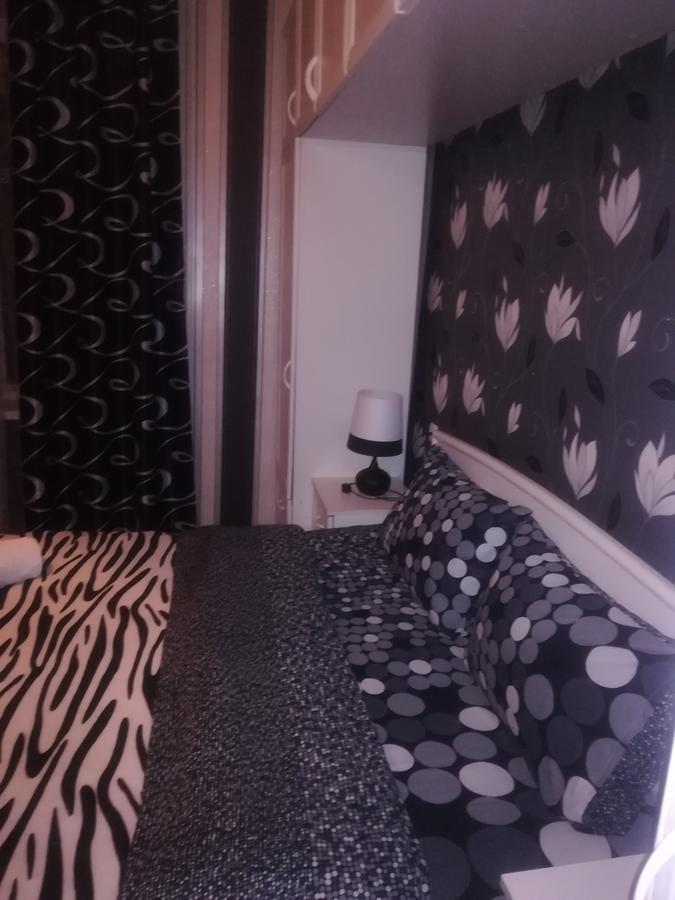 Nikoloz Guesthouse Казбеги Екстериор снимка