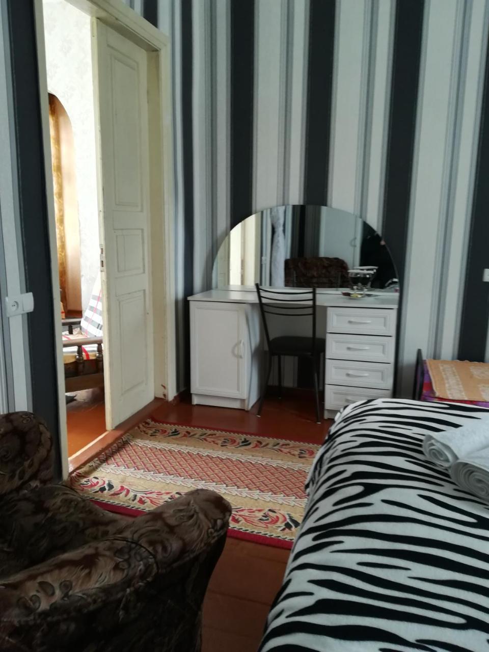 Nikoloz Guesthouse Казбеги Екстериор снимка